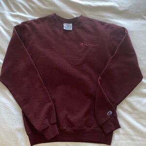 Champion pullover crew neck sweater S